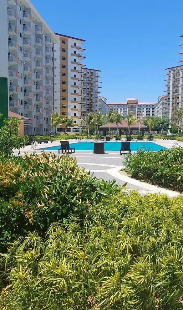 Field Residences Condo Hotel Near Manila Airport Appartement