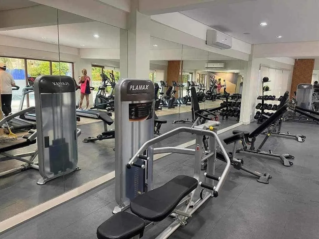 Apartment Field Residences Condo Hotel Near Manila Airport